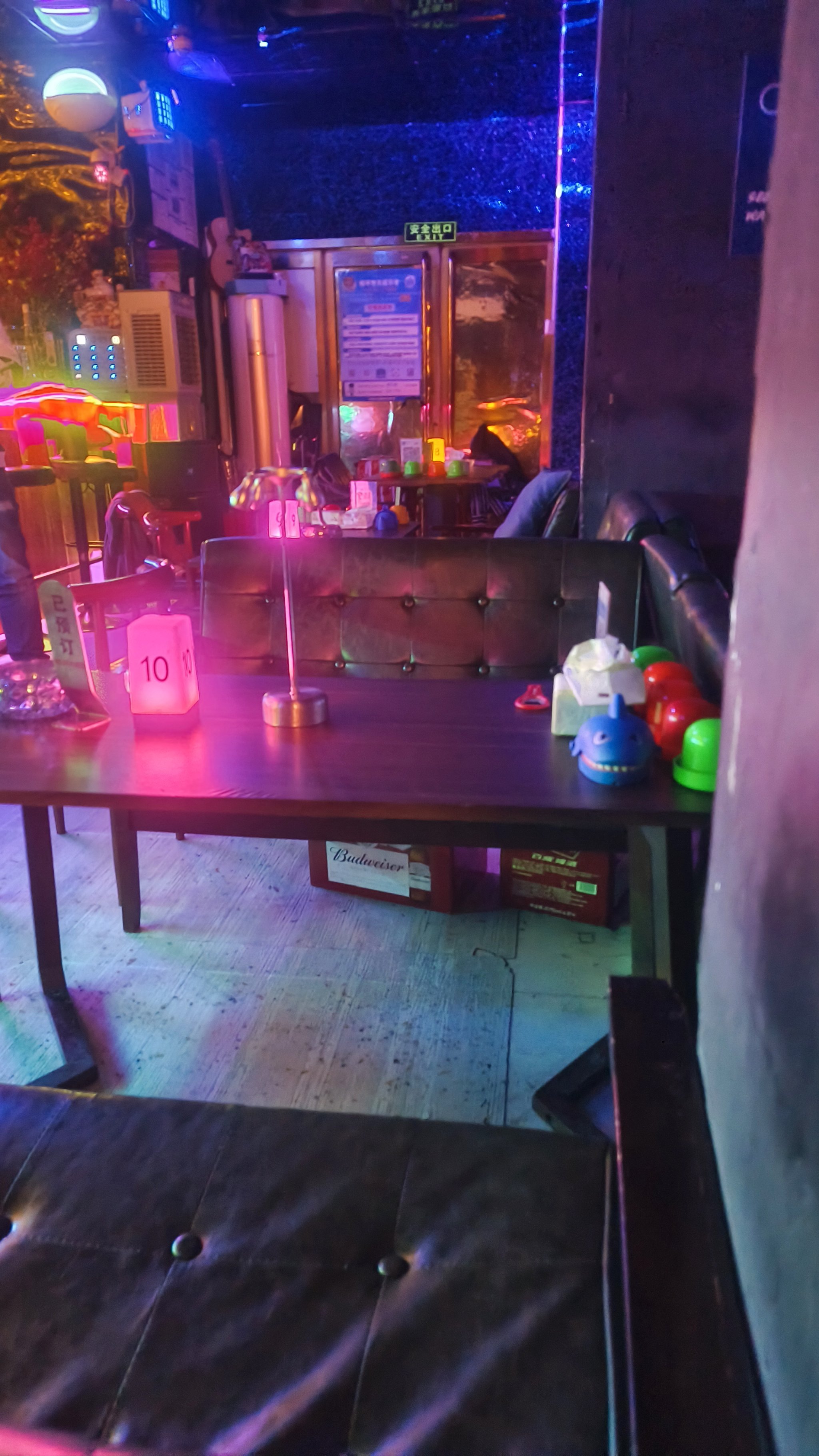 内江商务KTV预订畅享高端服务-市中区ktv预订